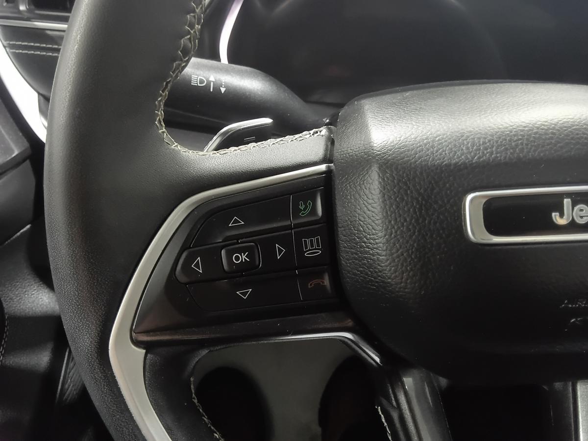 2023 Jeep Grand Cherokee - Image 29