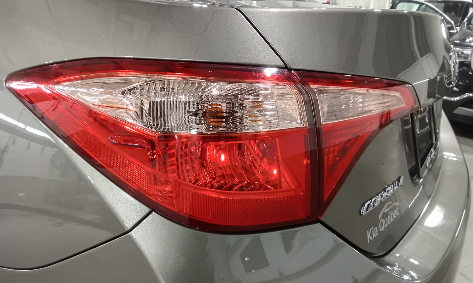 2019 Toyota Corolla - Image 11