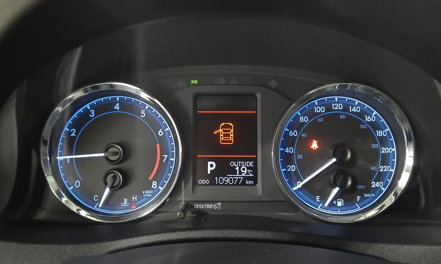 2019 Toyota Corolla - Image 14