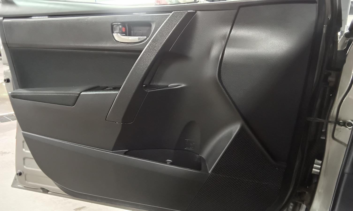 2019 Toyota Corolla - Image 15