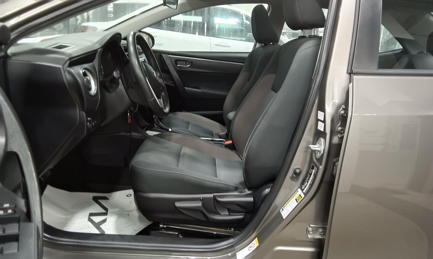 2019 Toyota Corolla - Image 18
