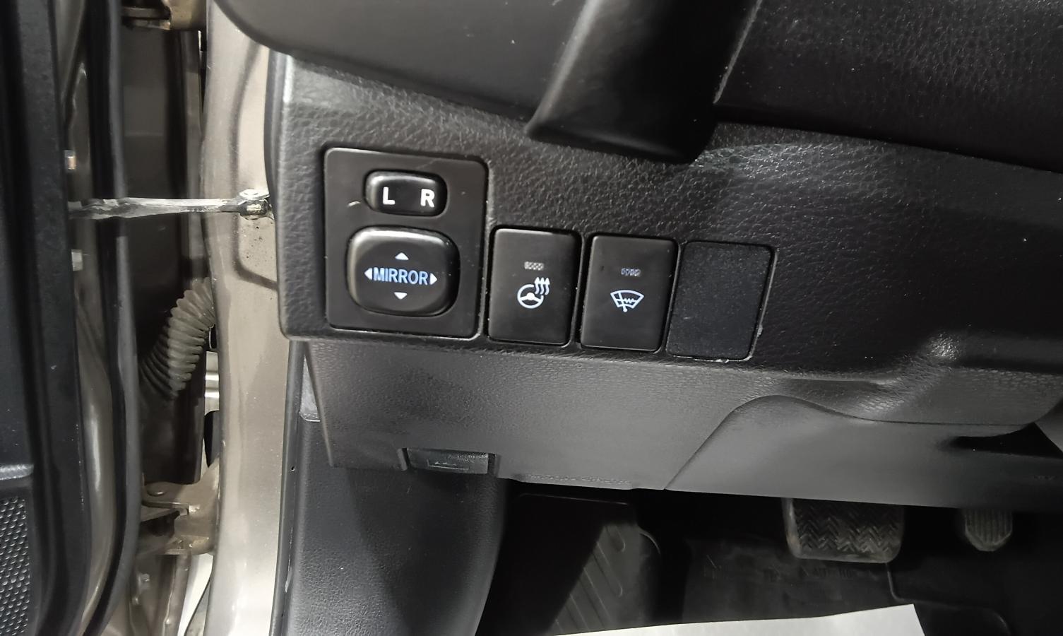2019 Toyota Corolla - Image 21