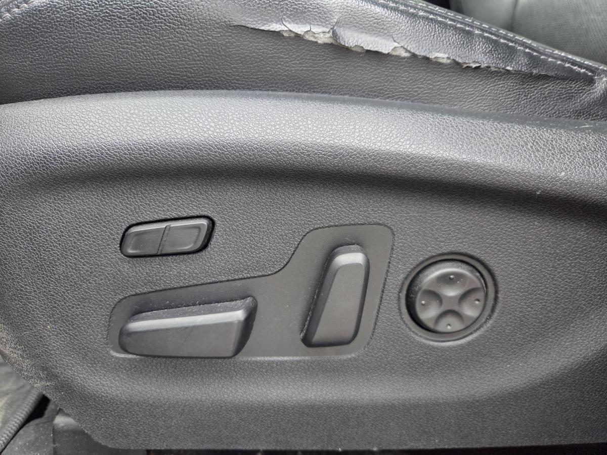 2016 Kia Sorento - Image 11