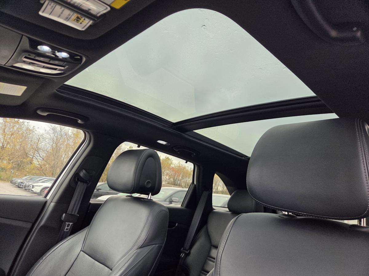 2016 Kia Sorento - Image 14