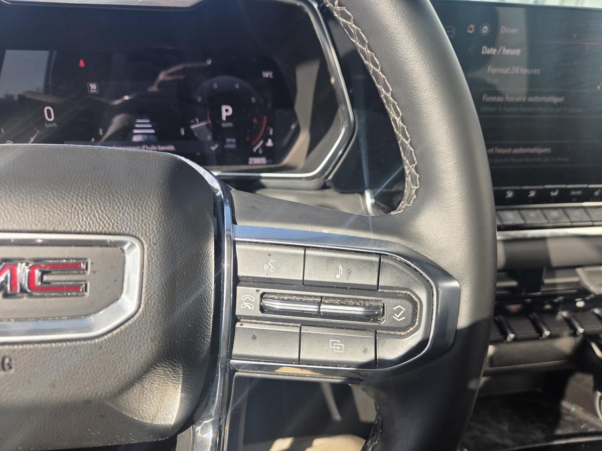 2025 GMC Canyon - Image 18