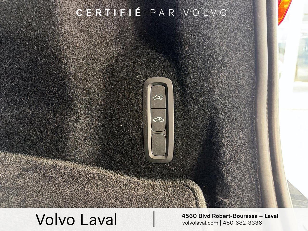 2023 Volvo XC60 Recharge - Image 18