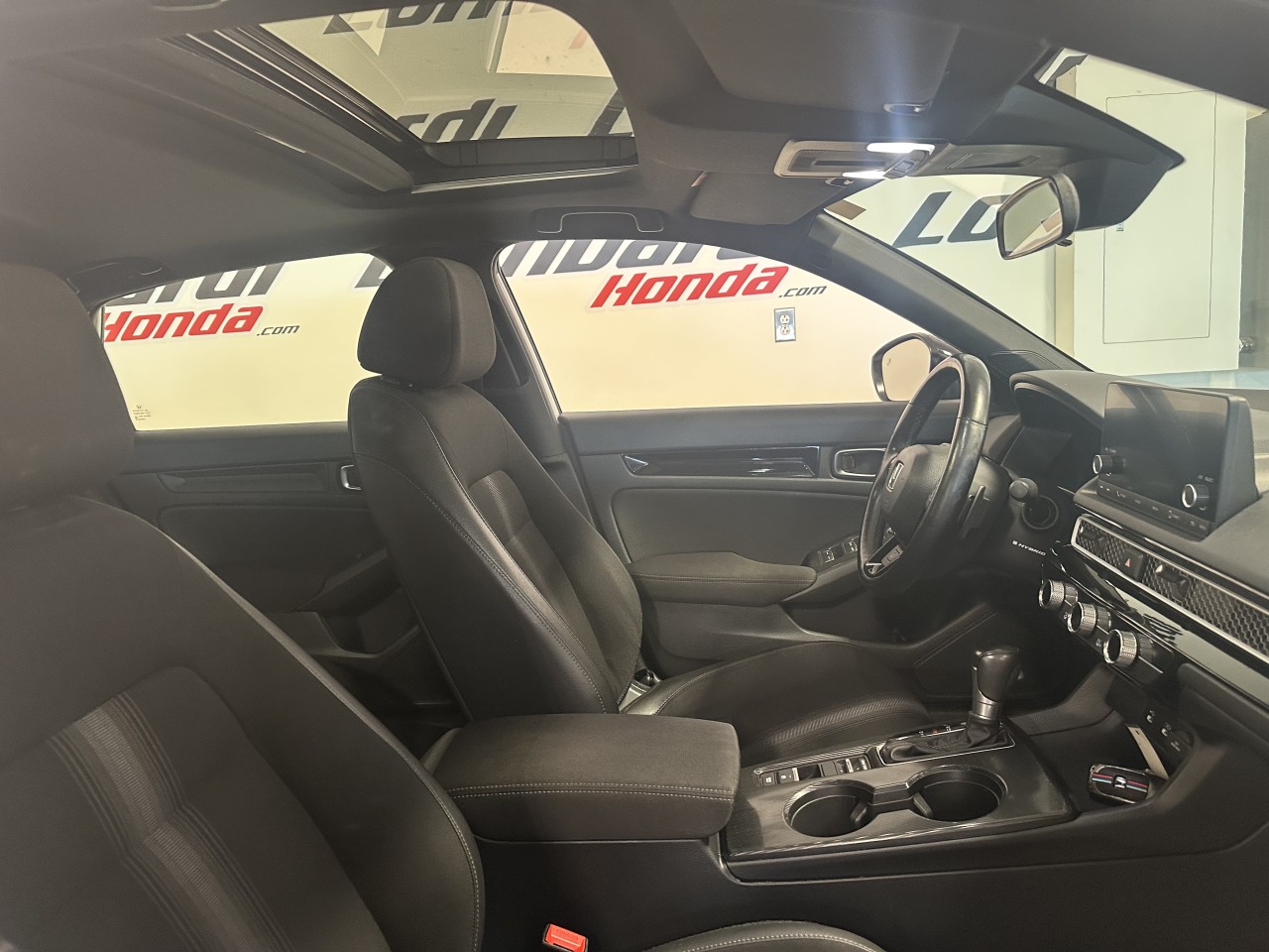 2026 Honda Civic - Image 25