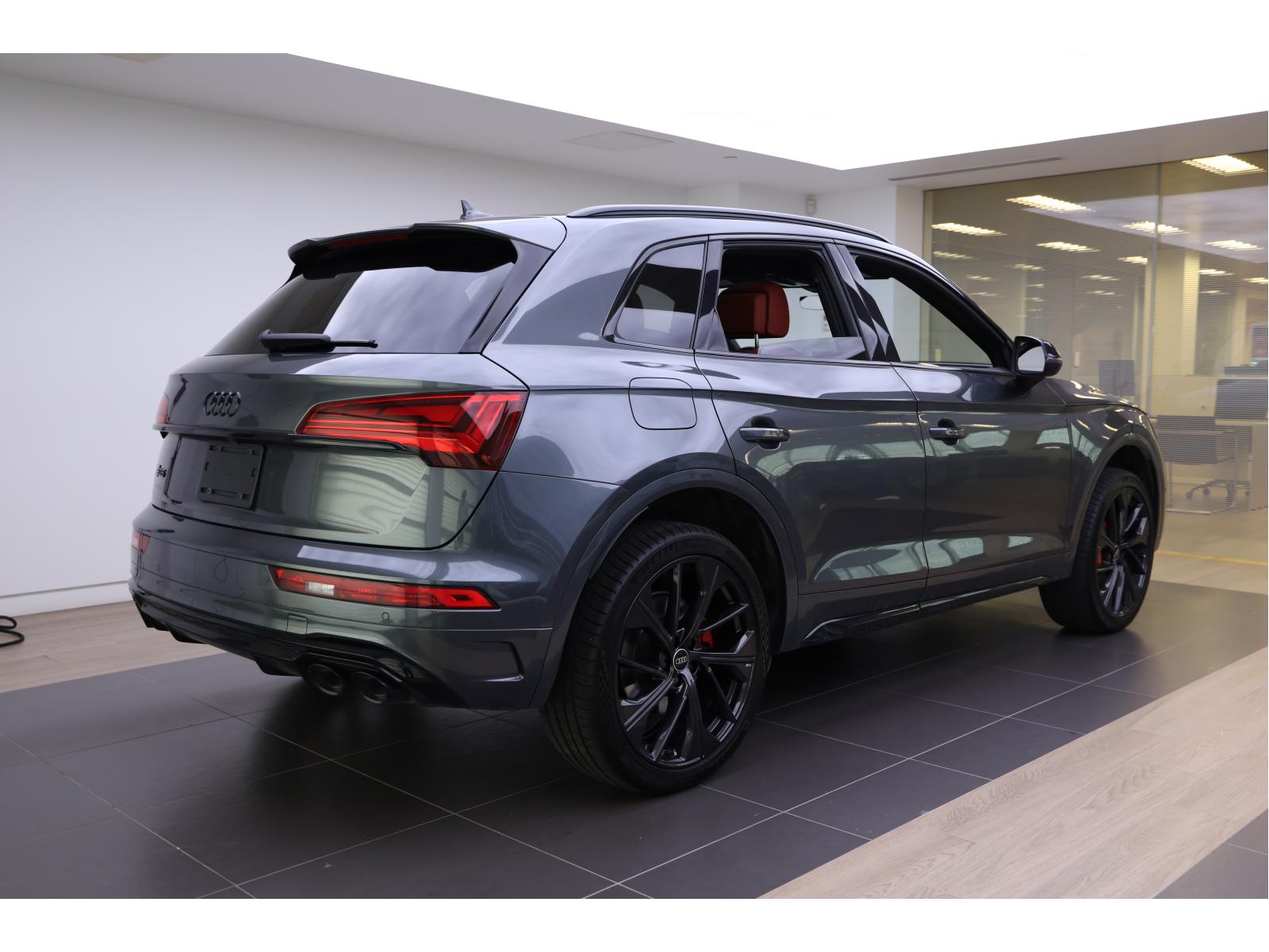 2024 Audi SQ5 - Image 7