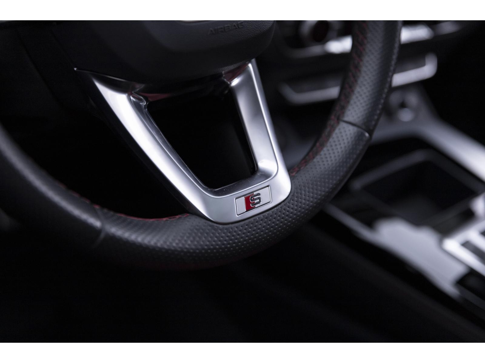 2024 Audi SQ5 - Image 23