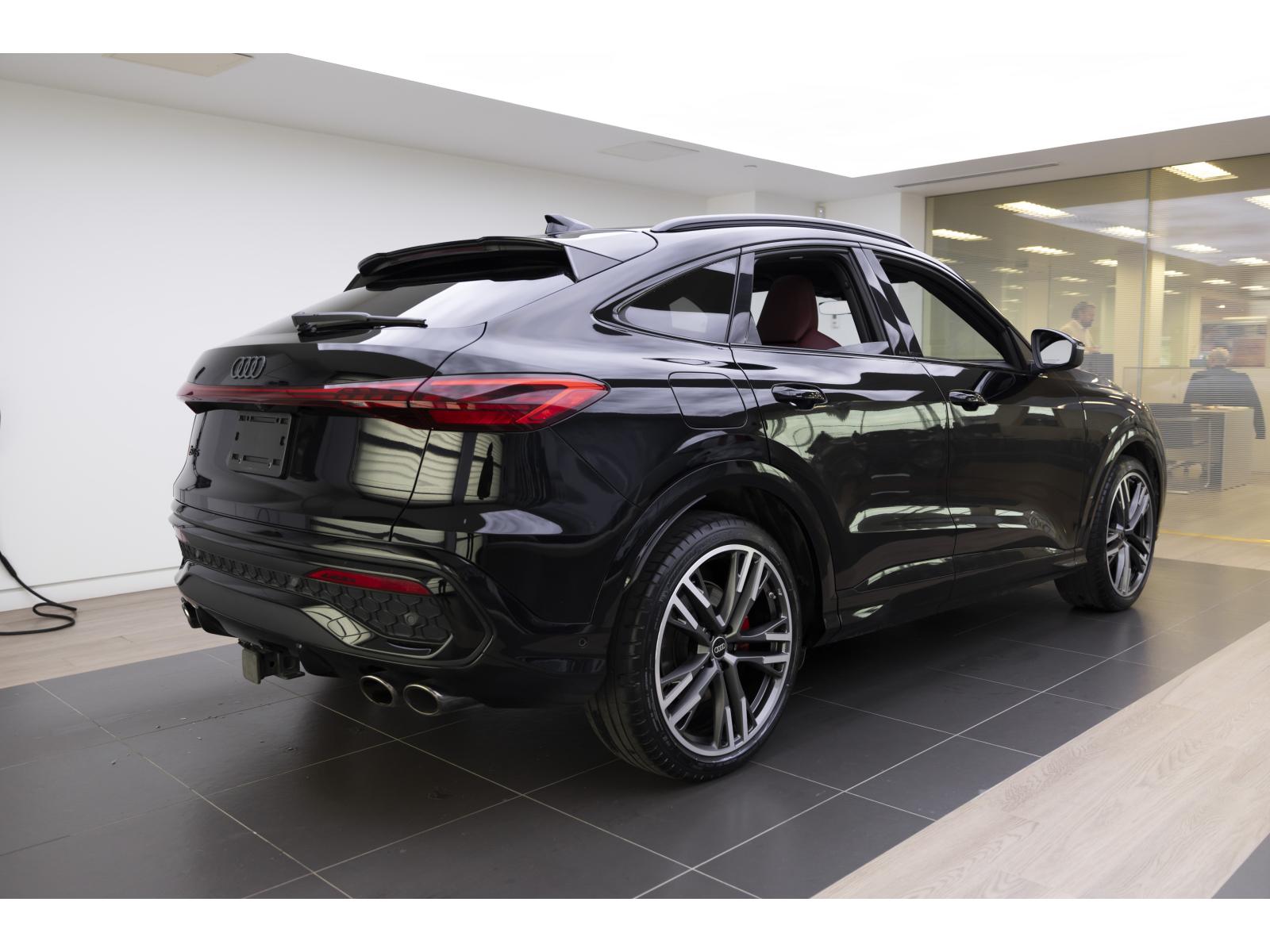2025 Audi SQ5 - Image 10