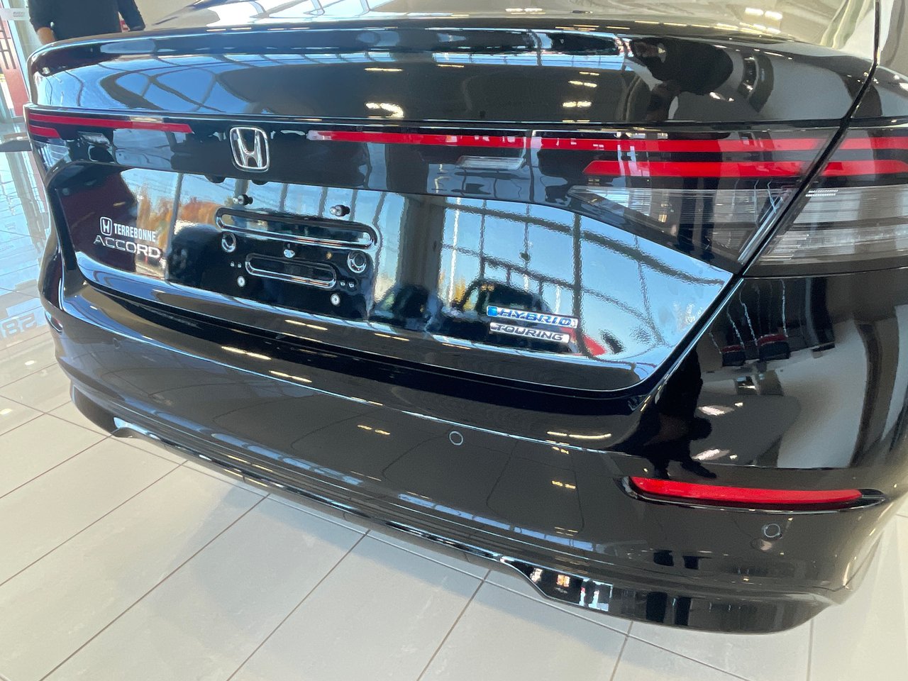 2026 Honda Accord Hybrid - Image 4