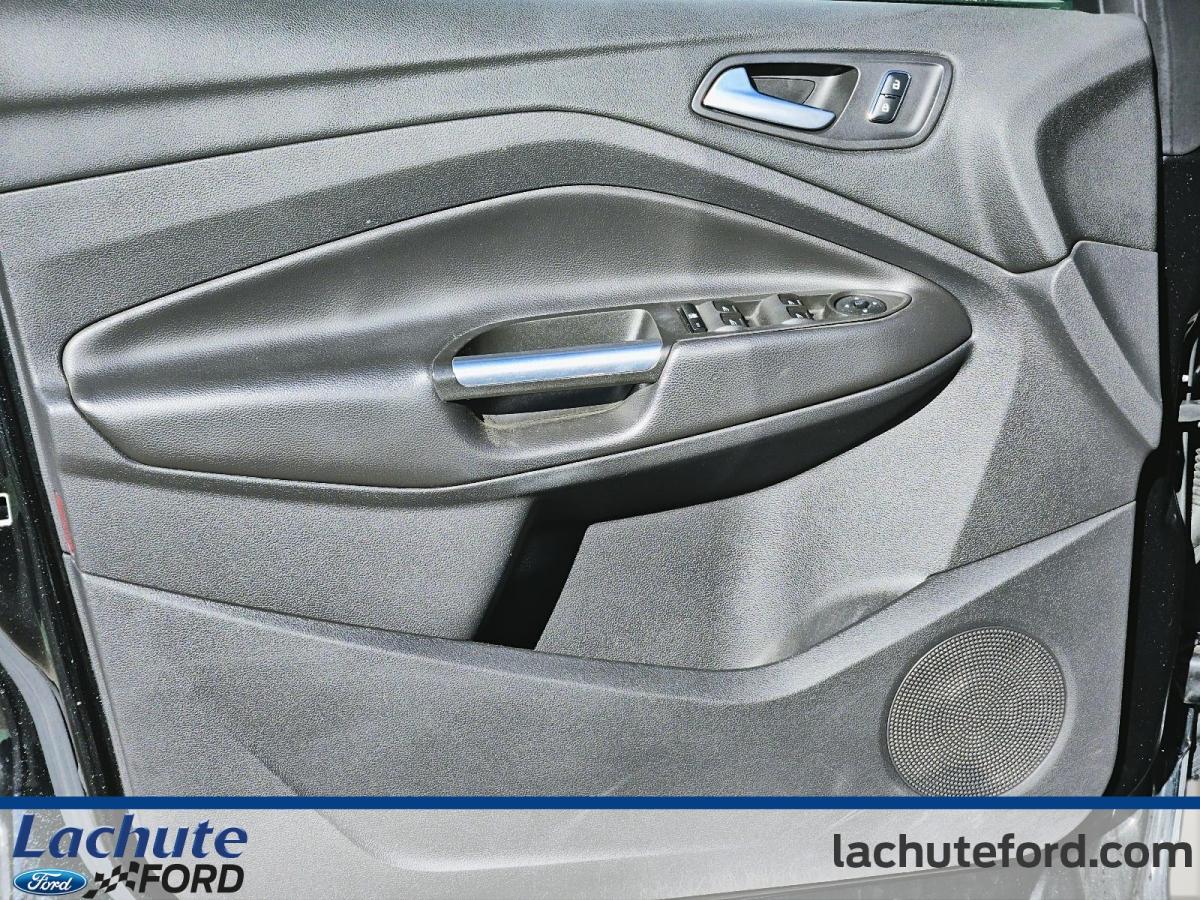 2014 Ford Escape - Image 12