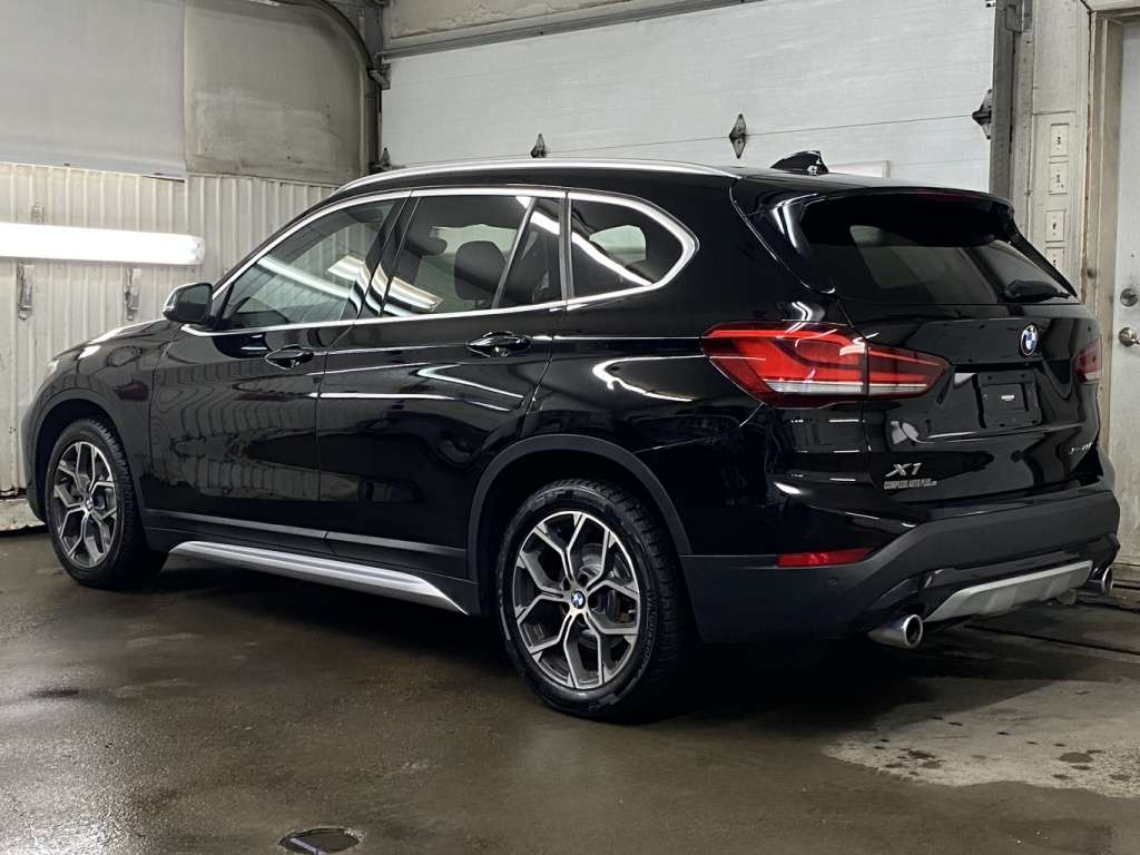2022 BMW X1 - Image 5