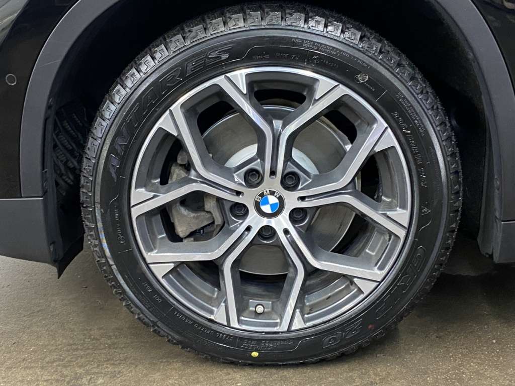 2022 BMW X1 - Image 11