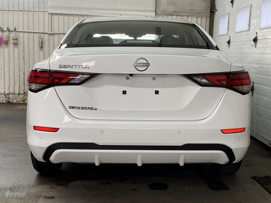 2025 Nissan Sentra - Image 6