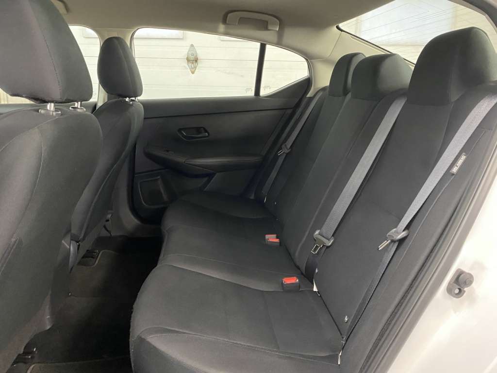 2025 Nissan Sentra - Image 17