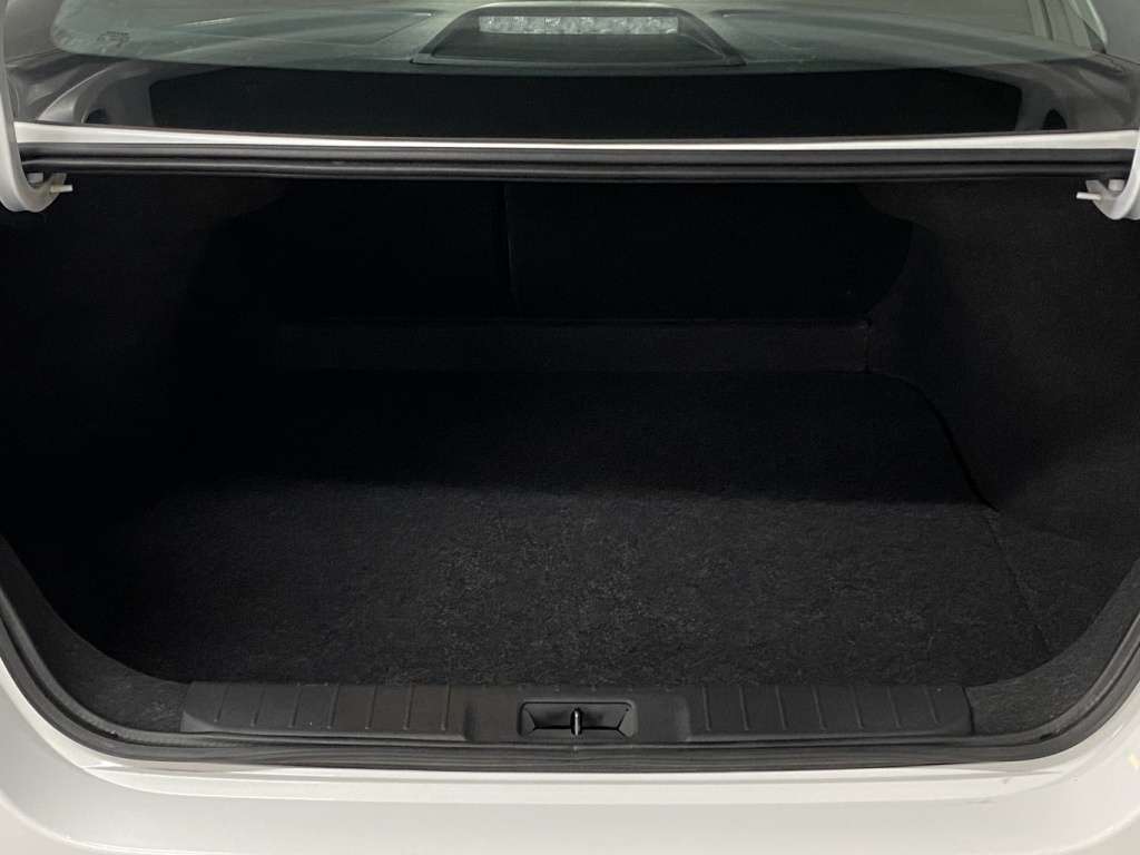 2025 Nissan Sentra - Image 29