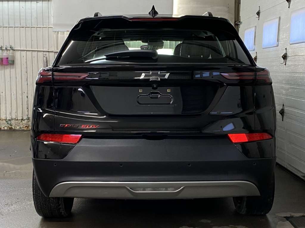 2023 Chevrolet Bolt - Image 6