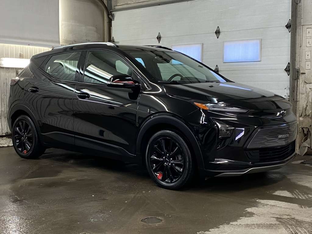 2023 Chevrolet Bolt - Image 9