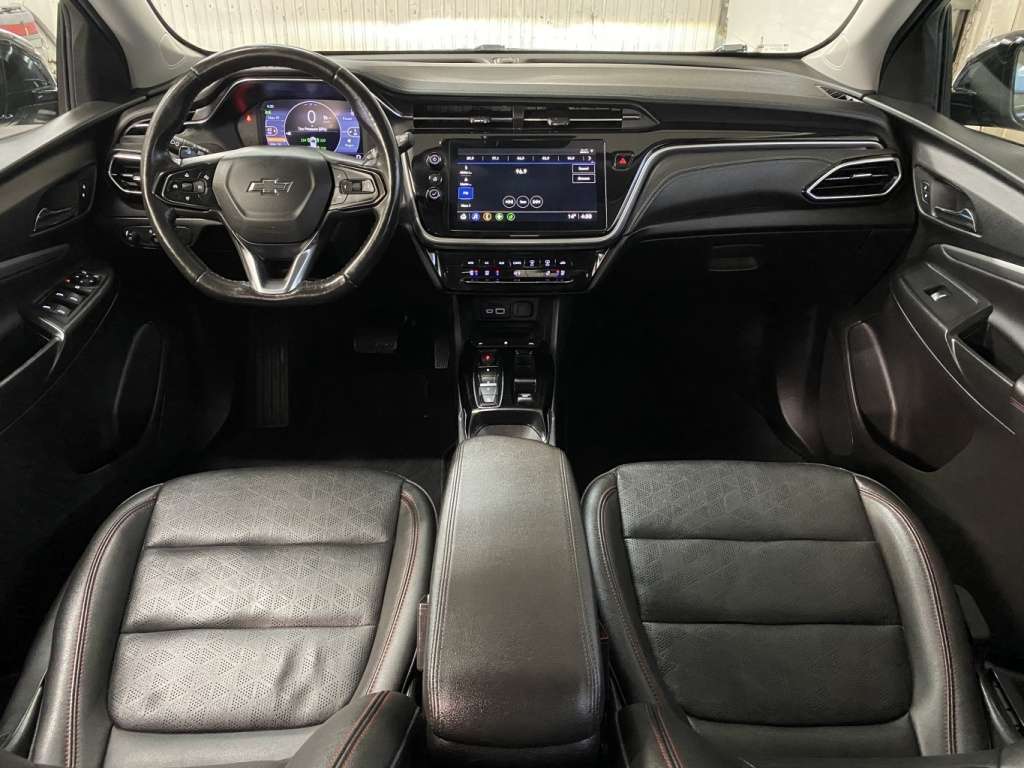 2023 Chevrolet Bolt - Image 18