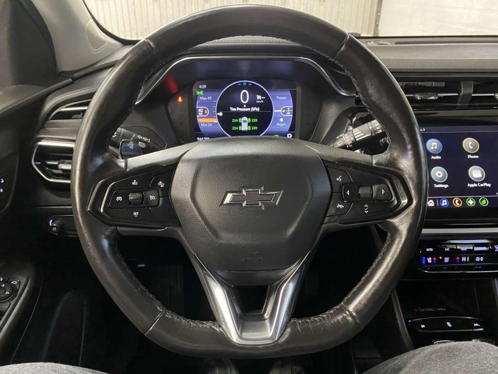2023 Chevrolet Bolt - Image 21