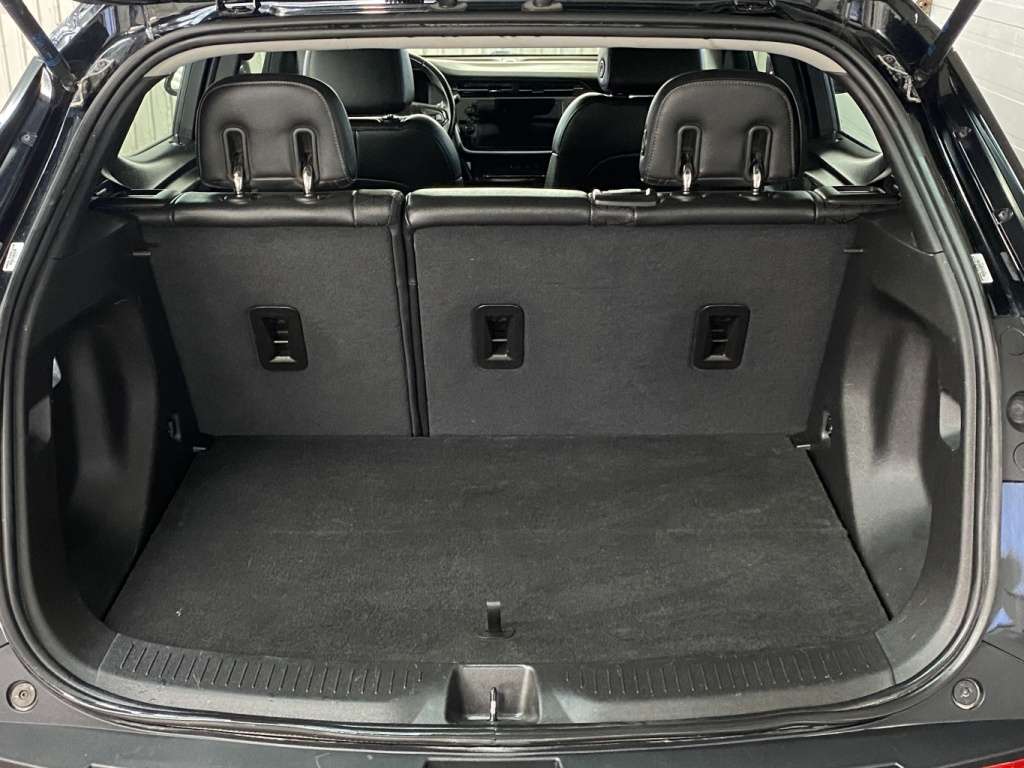 2023 Chevrolet Bolt - Image 29