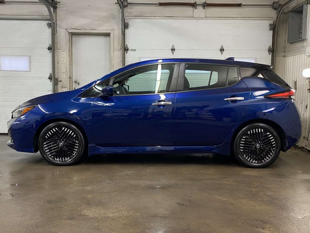 2023 Nissan Leaf - Image 4