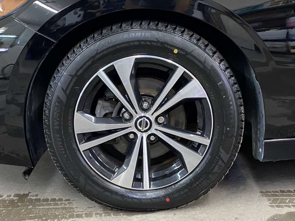 2021 Nissan Sentra - Image 11