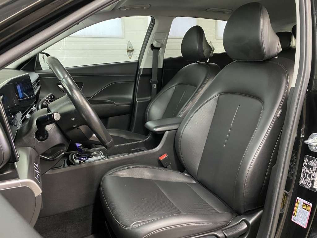 2024 Hyundai KONA - Image 15