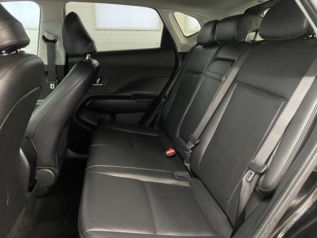 2024 Hyundai KONA - Image 18