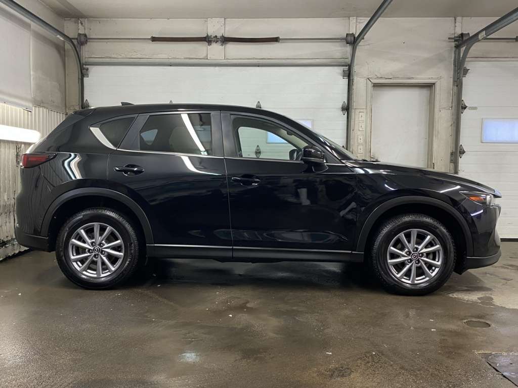 2022 Mazda CX-5 - Image 8