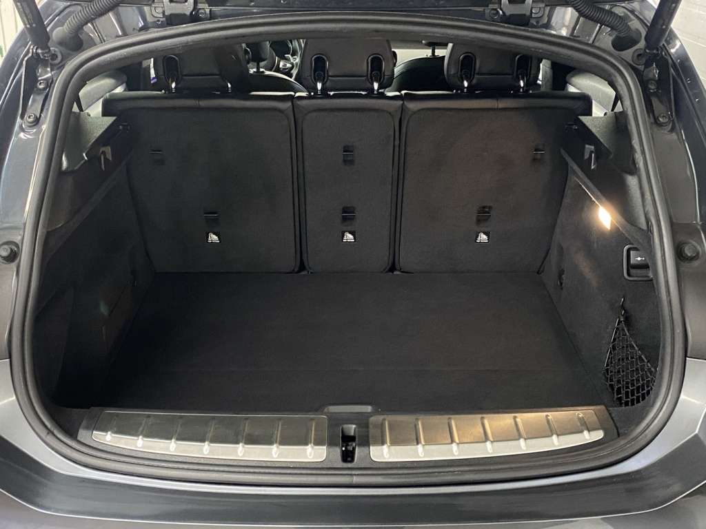 2021 BMW X2 - Image 33