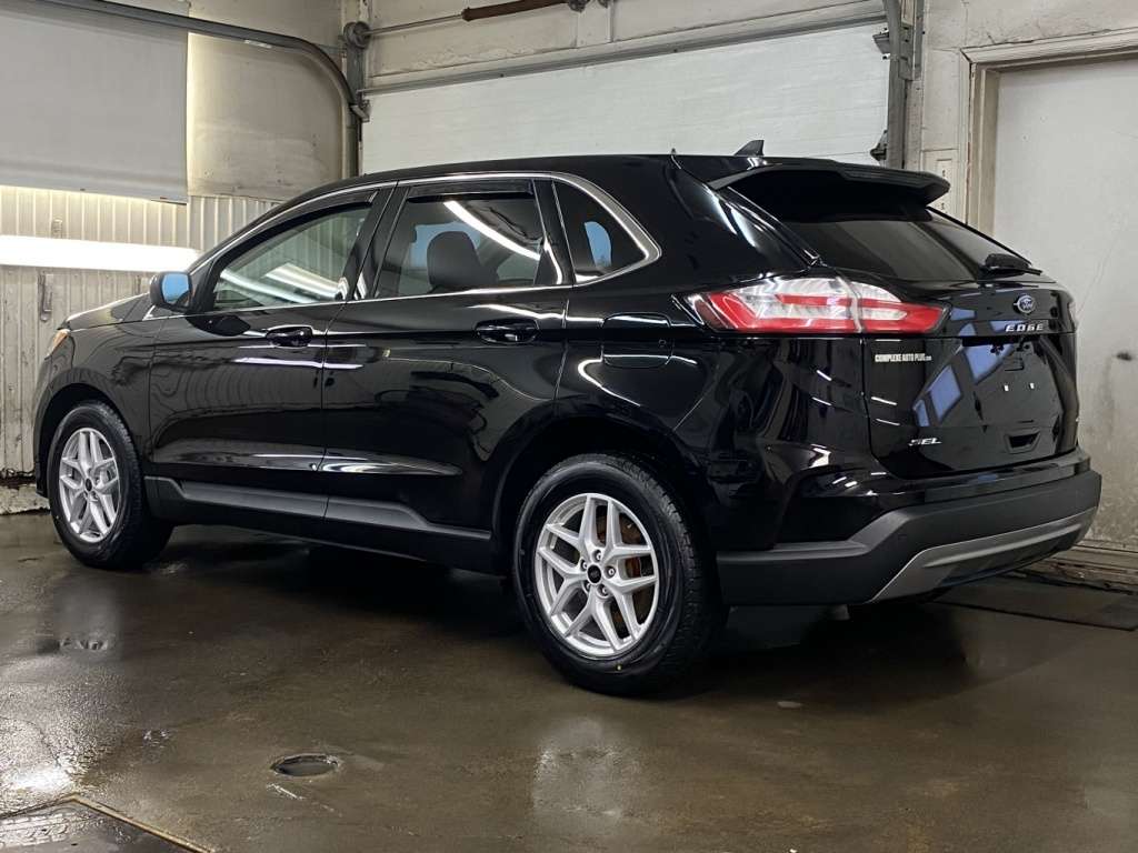 2023 Ford Edge - Image 5