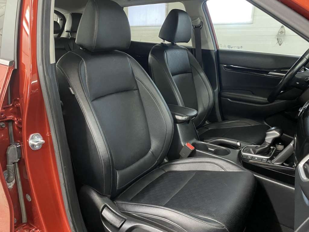 2023 Kia Seltos - Image 17