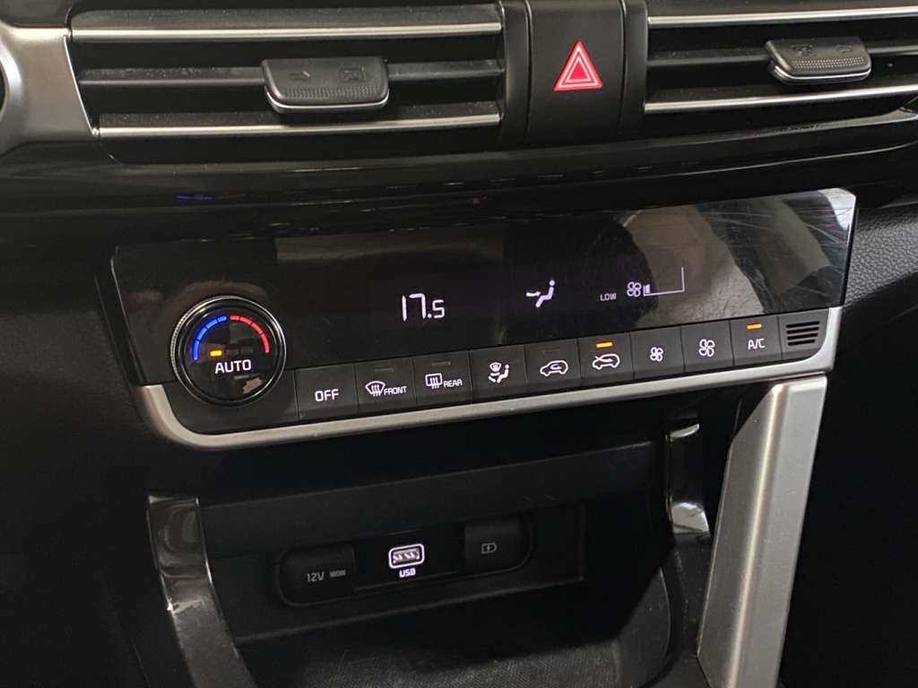2023 Kia Seltos - Image 26