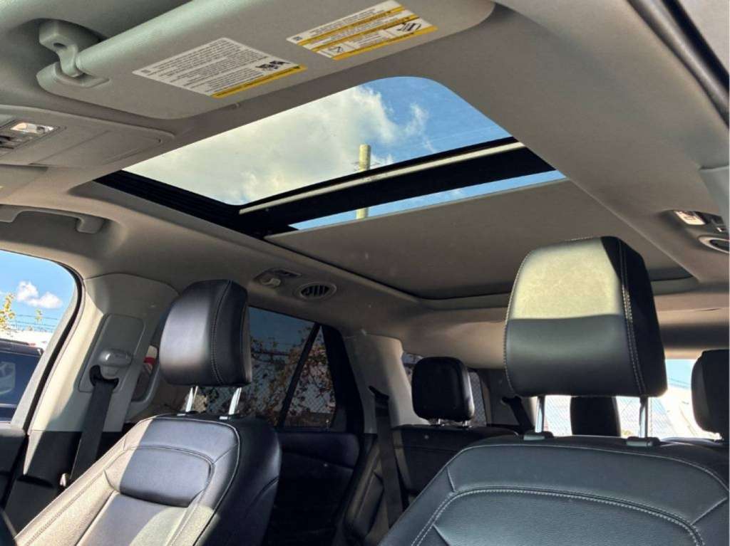 2021 Ford Explorer - Image 9
