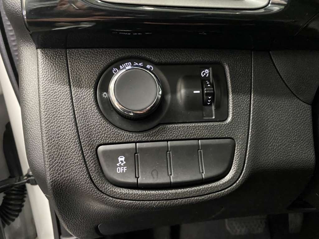 2021 Chevrolet Spark - Image 26