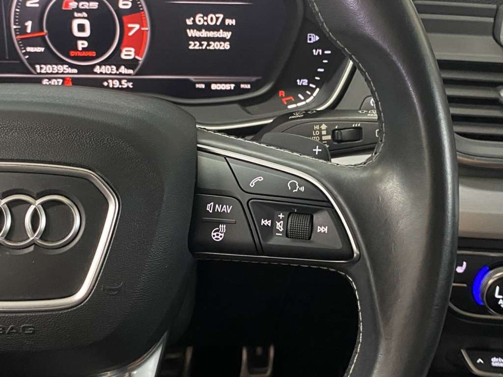 2020 Audi SQ5 - Image 22