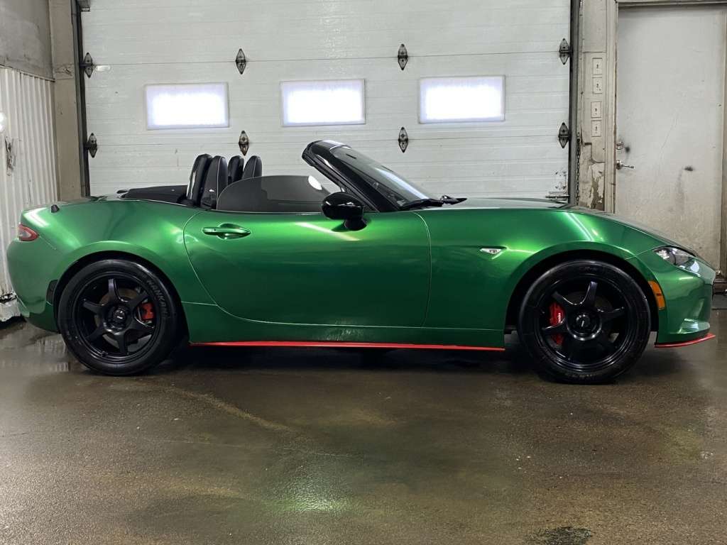 2023 Mazda MX-5 - Image 8