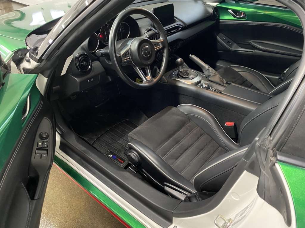 2023 Mazda MX-5 - Image 16