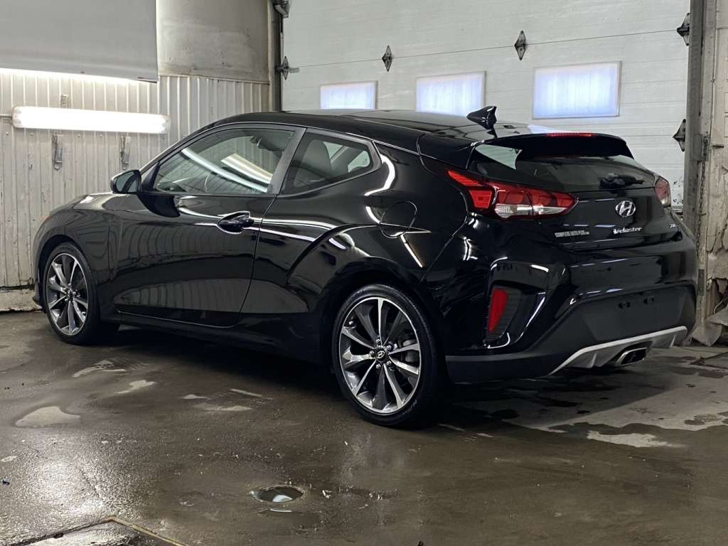 2020 Hyundai VELOSTER - Image 5