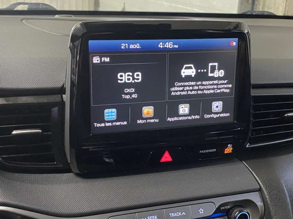 2020 Hyundai VELOSTER - Image 25