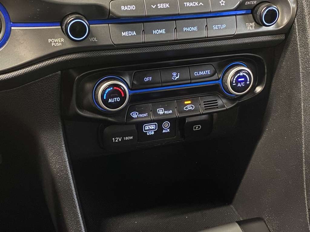 2020 Hyundai VELOSTER - Image 26