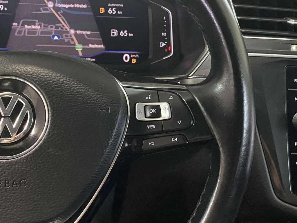 2021 Volkswagen Tiguan - Image 22