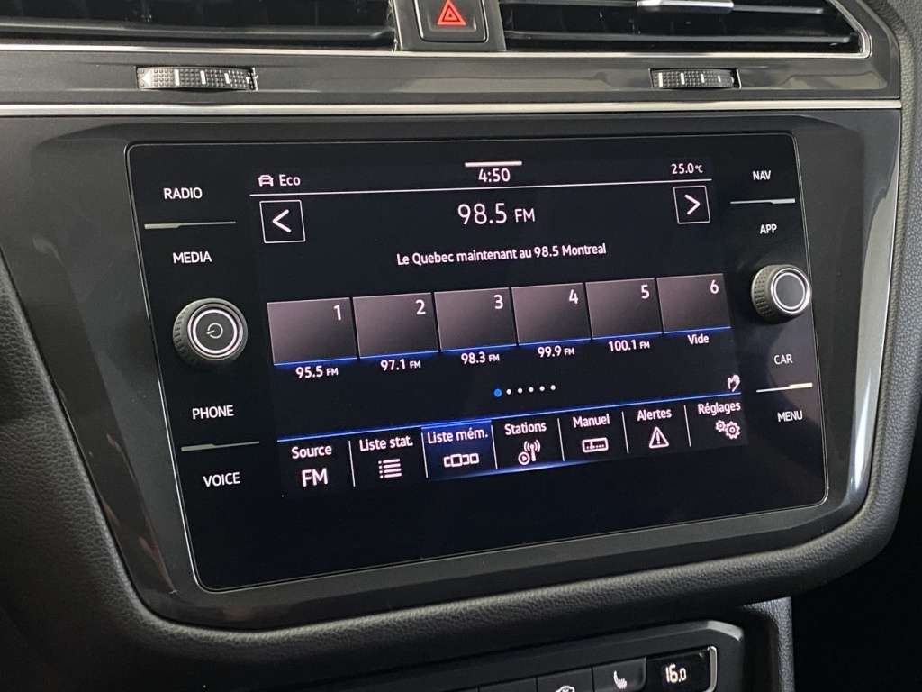 2021 Volkswagen Tiguan - Image 27