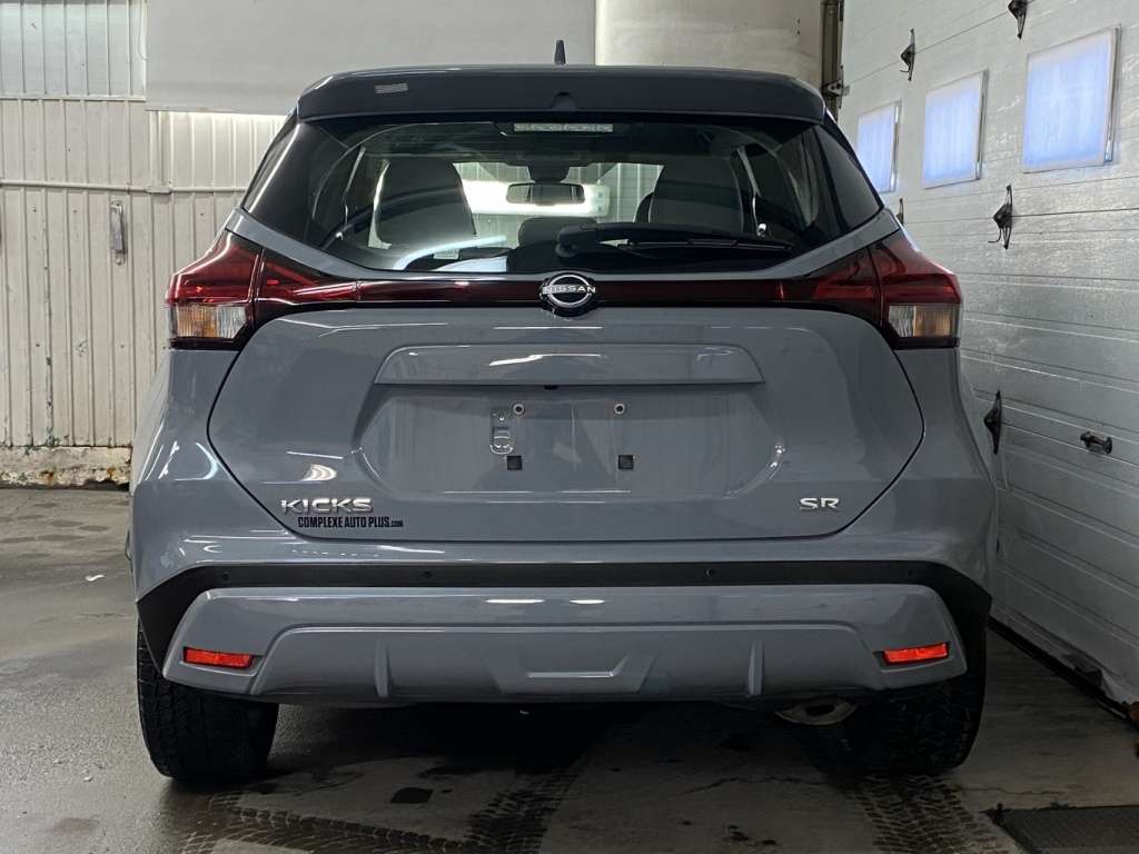 2022 Nissan Kicks - Image 6
