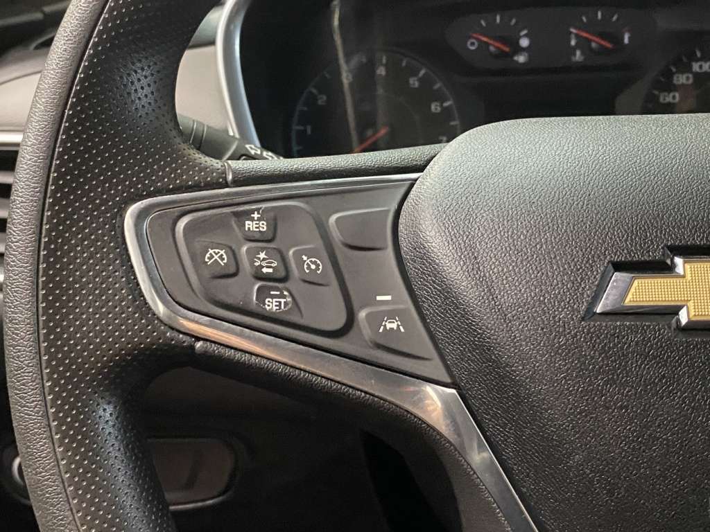 2021 Chevrolet Equinox - Image 19