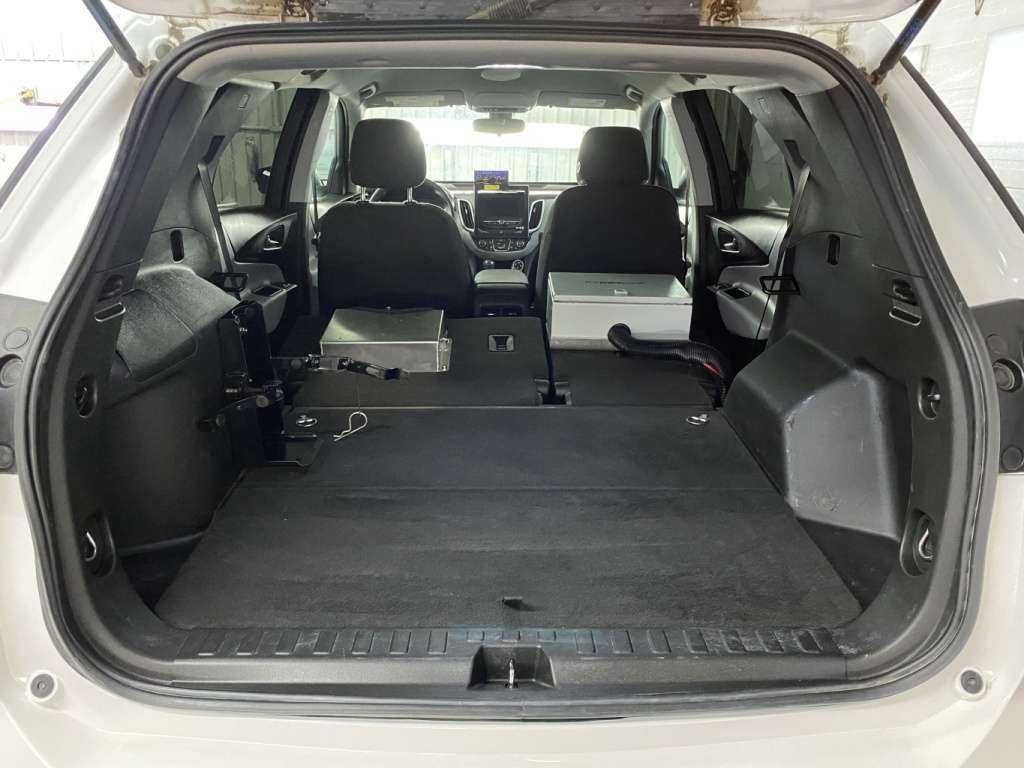 2021 Chevrolet Equinox - Image 29