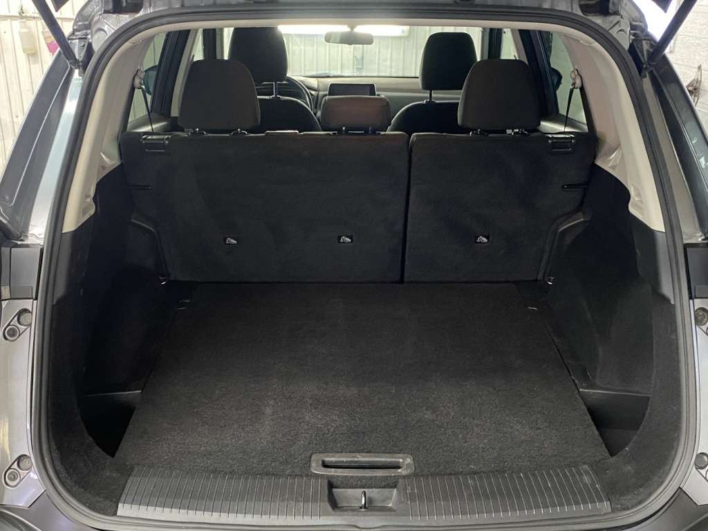2023 Nissan Rogue - Image 29