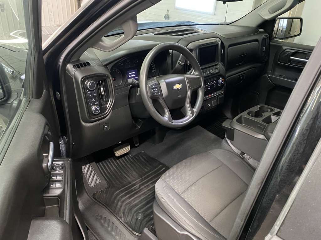 2020 Chevrolet Silverado 1500 - Image 13